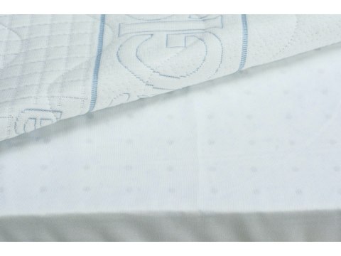Materac z lateksem Hevea Baby Comfort 140x70 (Medica) Materac z lateksem Hevea Baby Comfort 140x70 (Medica)