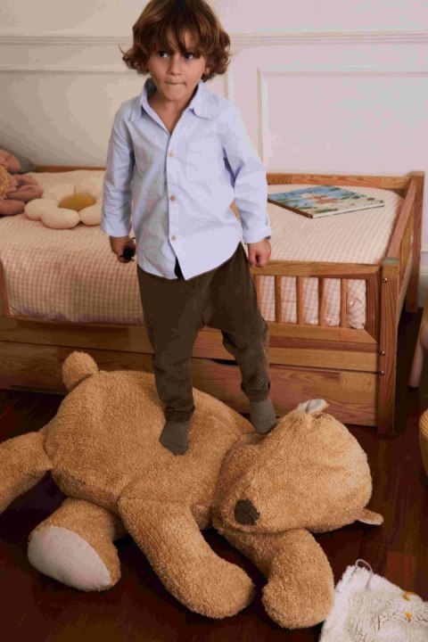 Pufa miś Sleepy Bear, Planet Bee, Lorena Canals Pufa miś Sleepy Bear, Planet Bee, Lorena Canals