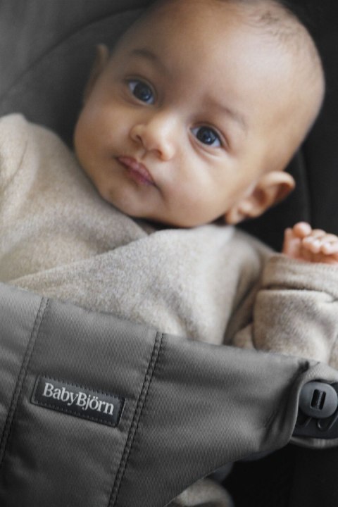 BABYBJORN - leżaczek BALANCE SOFT WOVEN/JERSEY Tri Fabric, Ciemny Szary + zabawka do leżaczka - Googly Eyes BABYBJORN - leżaczek BALANCE SOFT WOVEN/JERSEY Tri Fabric, Ciemny Szary + zabawka do leżaczka - Googly Eyes