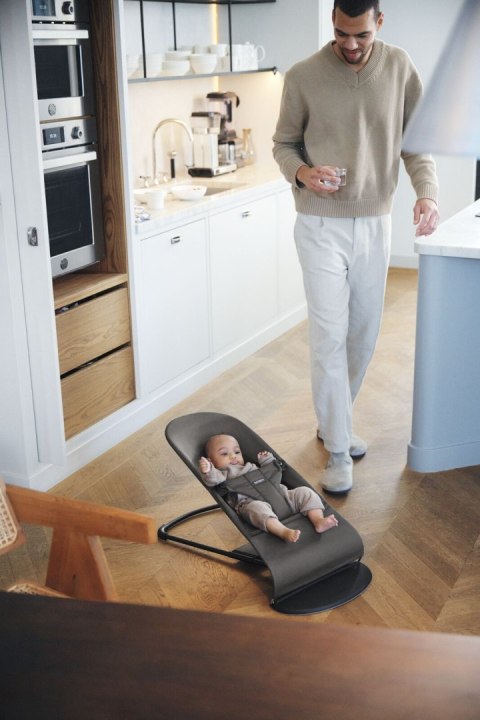 BABYBJORN - leżaczek BALANCE SOFT WOVEN/JERSEY Tri Fabric, Ciemny Szary + zabawka do leżaczka - Googly Eyes BABYBJORN - leżaczek BALANCE SOFT WOVEN/JERSEY Tri Fabric, Ciemny Szary + zabawka do leżaczka - Googly Eyes