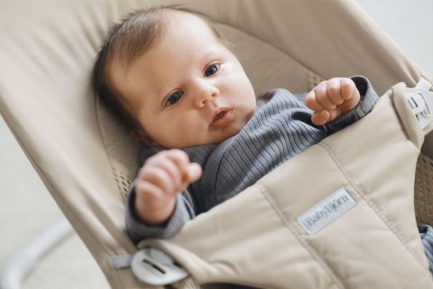 BABYBJORN - leżaczek BALANCE SOFT WOVEN/JERSEY Tri Fabric, Jasny Beż + zabawka do leżaczka - Googly Eyes BABYBJORN - leżaczek BALANCE SOFT WOVEN/JERSEY Tri Fabric, Jasny Beż + zabawka do leżaczka - Googly Eyes