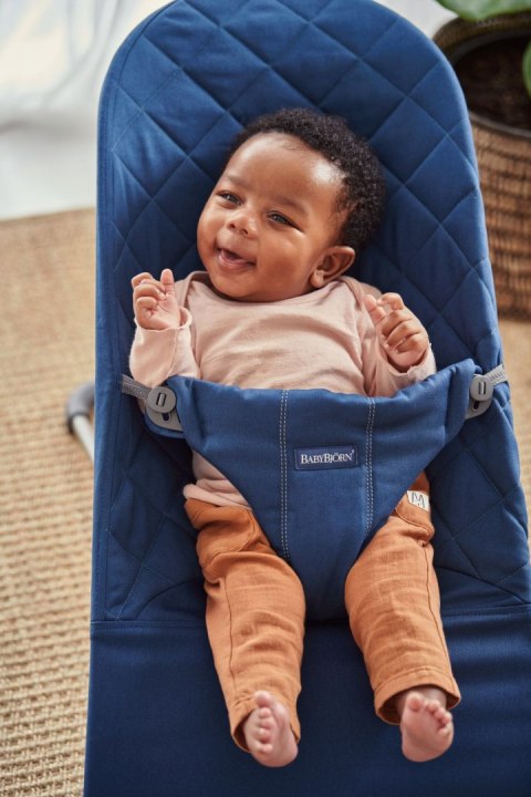 BABYBJORN - leżaczek BLISS Woven - Granatowy BABYBJORN - leżaczek BLISS Woven - Granatowy