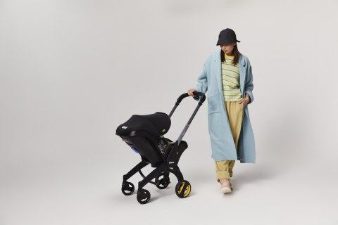 Doona - Mobilny fotelik samochodowy Doona i - Nitro Black Doona - Mobilny fotelik samochodowy Doona i - Nitro Black