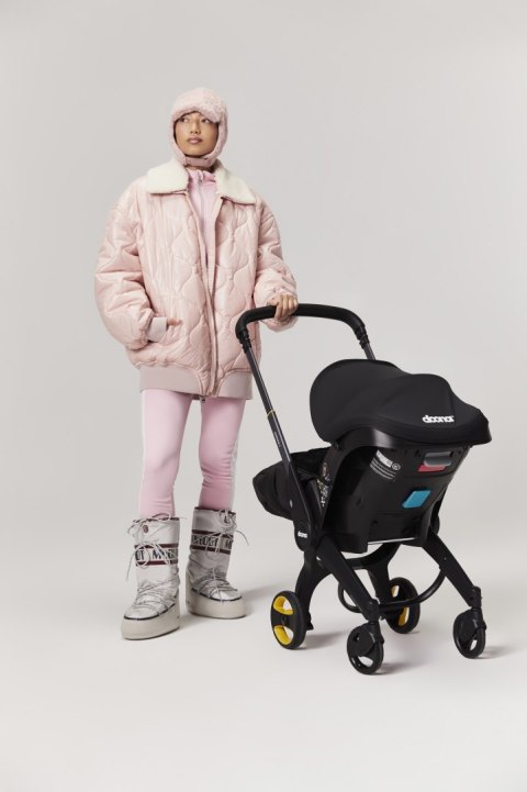 Doona - Mobilny fotelik samochodowy Doona i - Nitro Black Doona - Mobilny fotelik samochodowy Doona i - Nitro Black