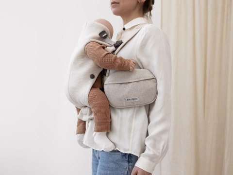 BABYBJORN - nerka/saszetka do nosidełka, Woven Mélange, Jasny Beż BABYBJORN - nerka/saszetka do nosidełka, Woven Mélange, Jasny Beż