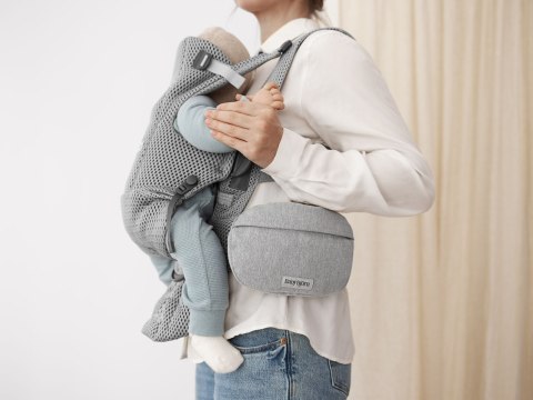 BABYBJORN - nerka/saszetka do nosidełka, Woven Mélange, Jasny Szary BABYBJORN - nerka/saszetka do nosidełka, Woven Mélange, Jasny Szary