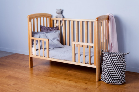 Łóżeczko 120x60 z wyjmowanymi szczebelkami NICOLE natural Troll Nursery Łóżeczko 120x60 z wyjmowanymi szczebelkami NICOLE natural Troll Nursery