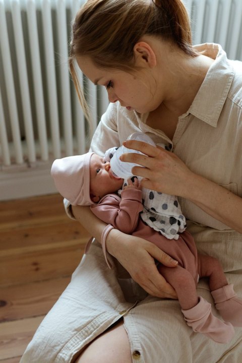 POOFI Body z długim rękawem POOFI kolor: herbaciana róża POOFI Body z długim rękawem POOFI kolor: herbaciana róża